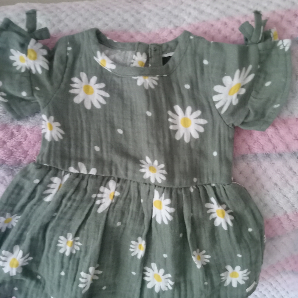 7for all mankind dress 0/3m for a baby girl.